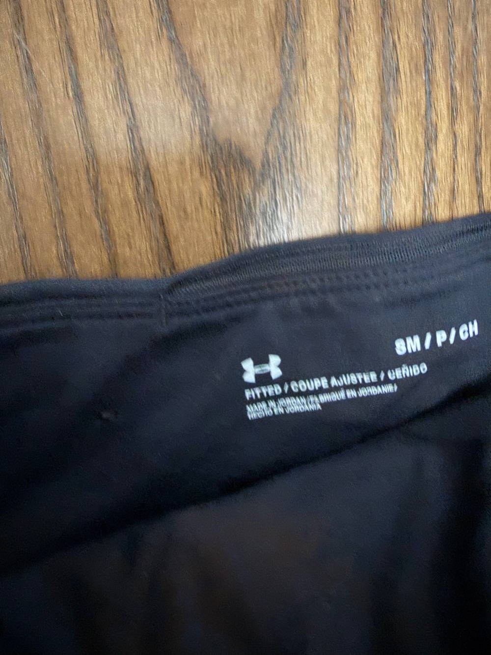 Under Armour Black Cropped Leggings - Picture 3 of 3